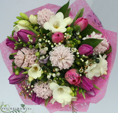 flower delivery Budapest - freesia, tulips, hyacinth (21 stems)