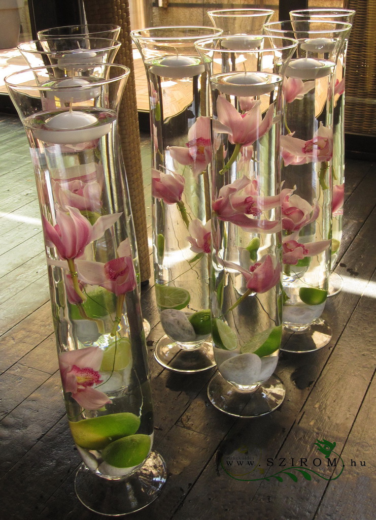 Virágküldés Budapest - úsztatott orchideák, Manna Budapest (rózsaszín), esküvő 1 db