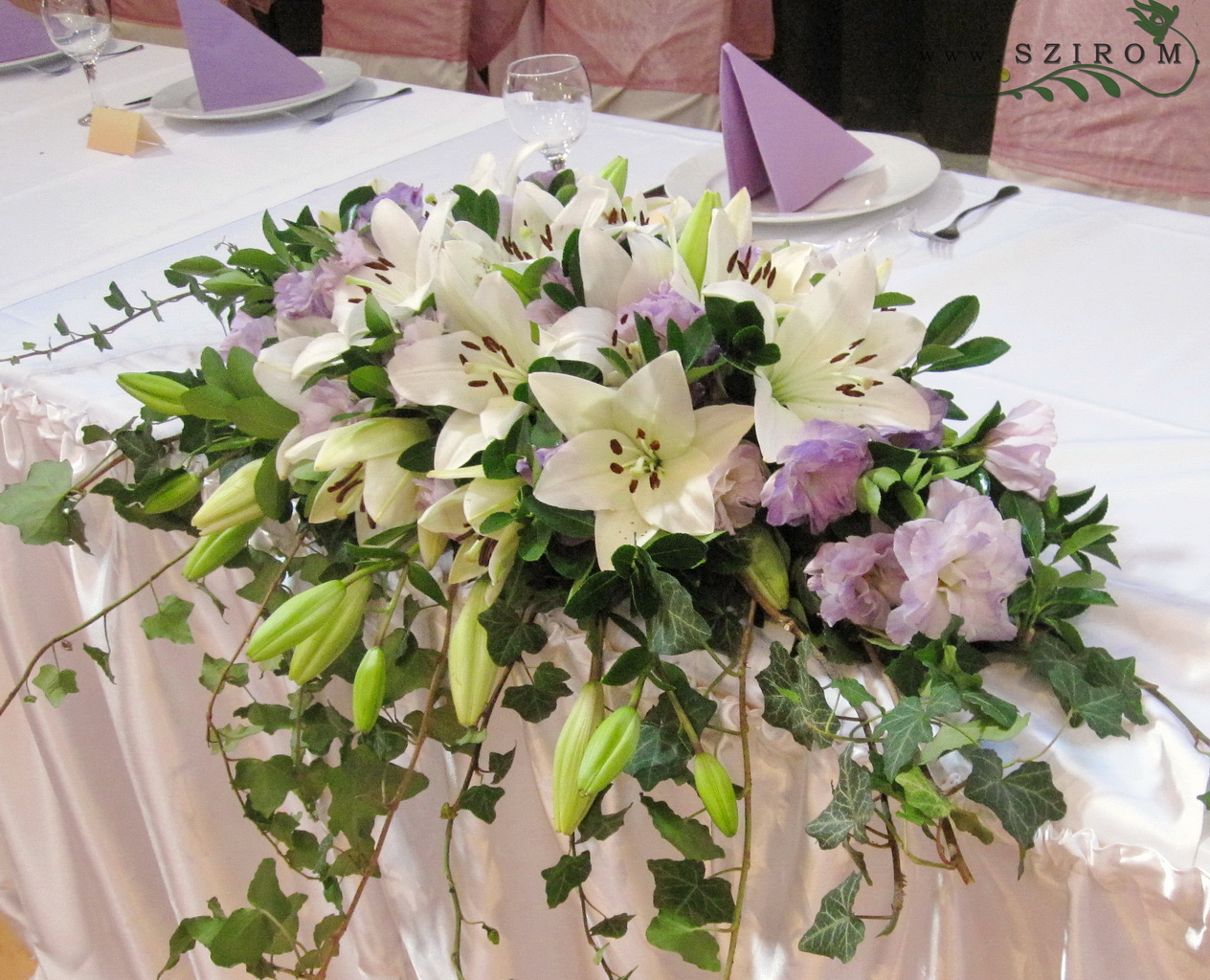 flower delivery Budapest - Main table centerpiece with asiatic lilies, purple, cream, wedding
