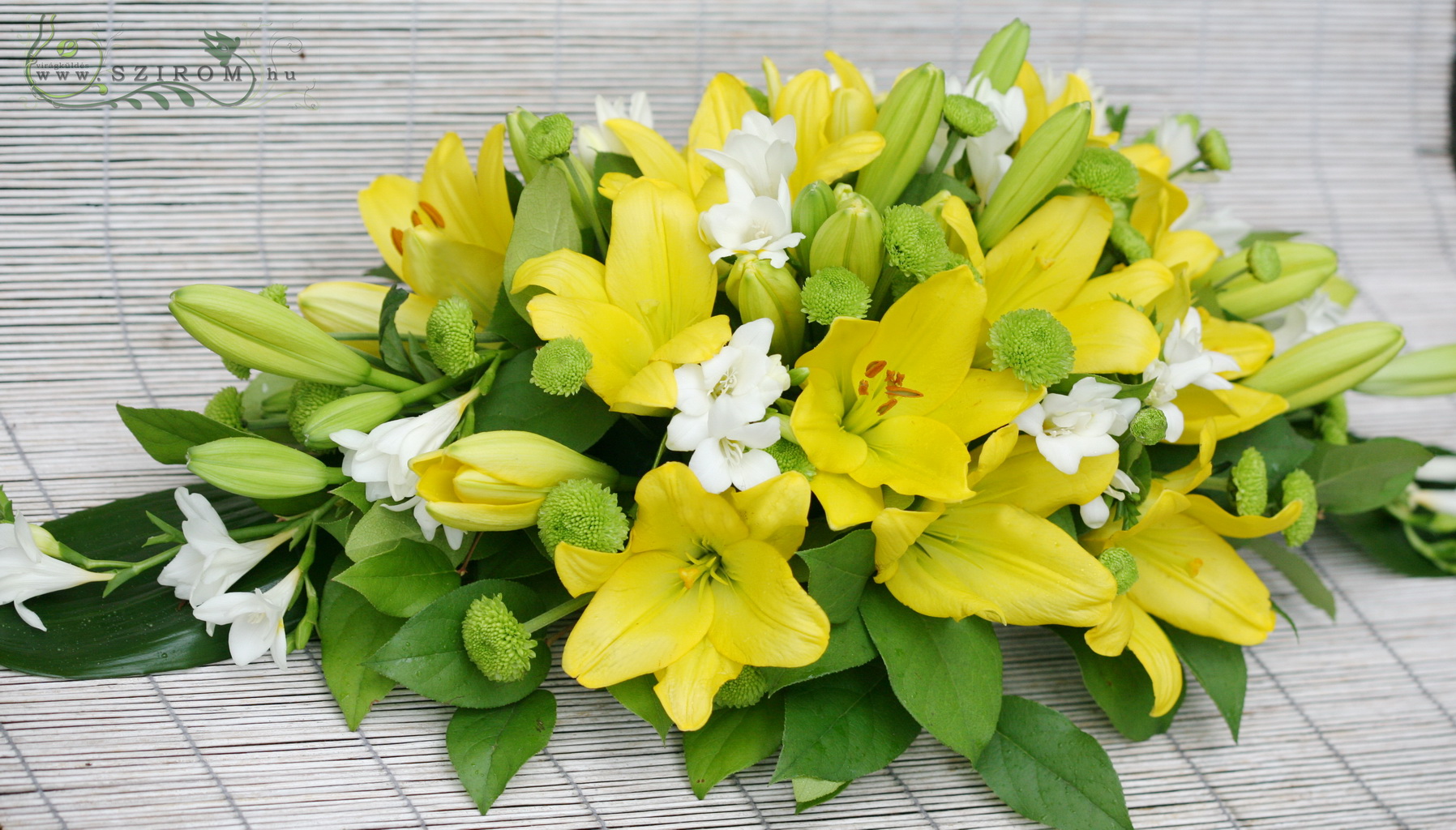 flower delivery Budapest - Main table centerpiece (aisiatic lilies, freesias, pompoms, yellow), wedding