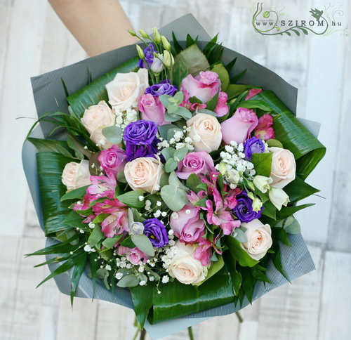 flower delivery Budapest - elegant purple pink bouquet made of roses, alstromerias, lisianthusses (27 stems)