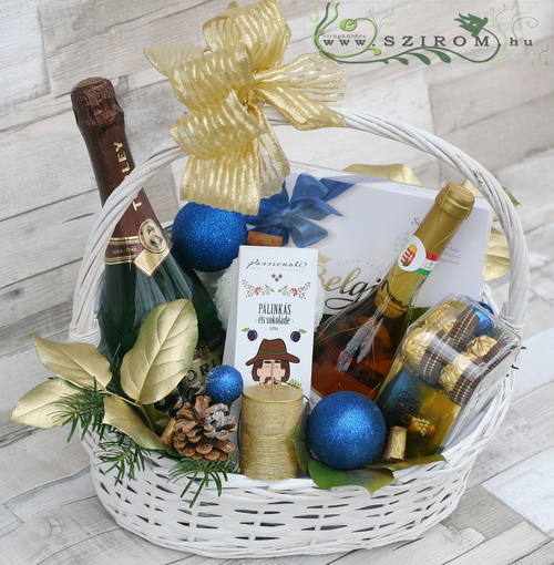 flower delivery Budapest - Christmas Chocolate alcohol intoxication (35cm)