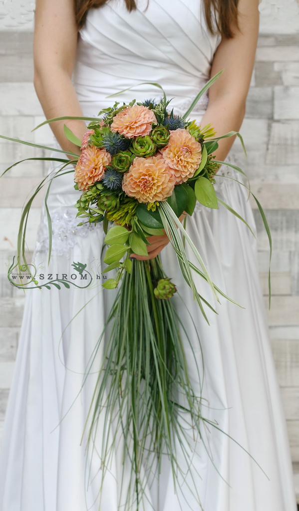 flower delivery Budapest - Bridal bouquet with dahlias, succulent, bear grass (rose, eryngium, peach, blue, green)