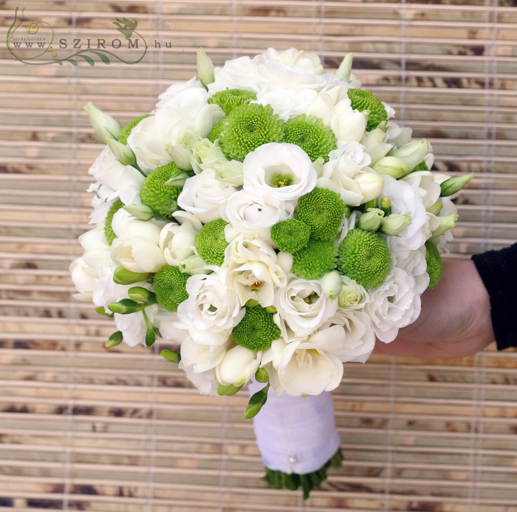 flower delivery Budapest - Bridal bouquet made of lisianthus with green pompoms (white, gereen)