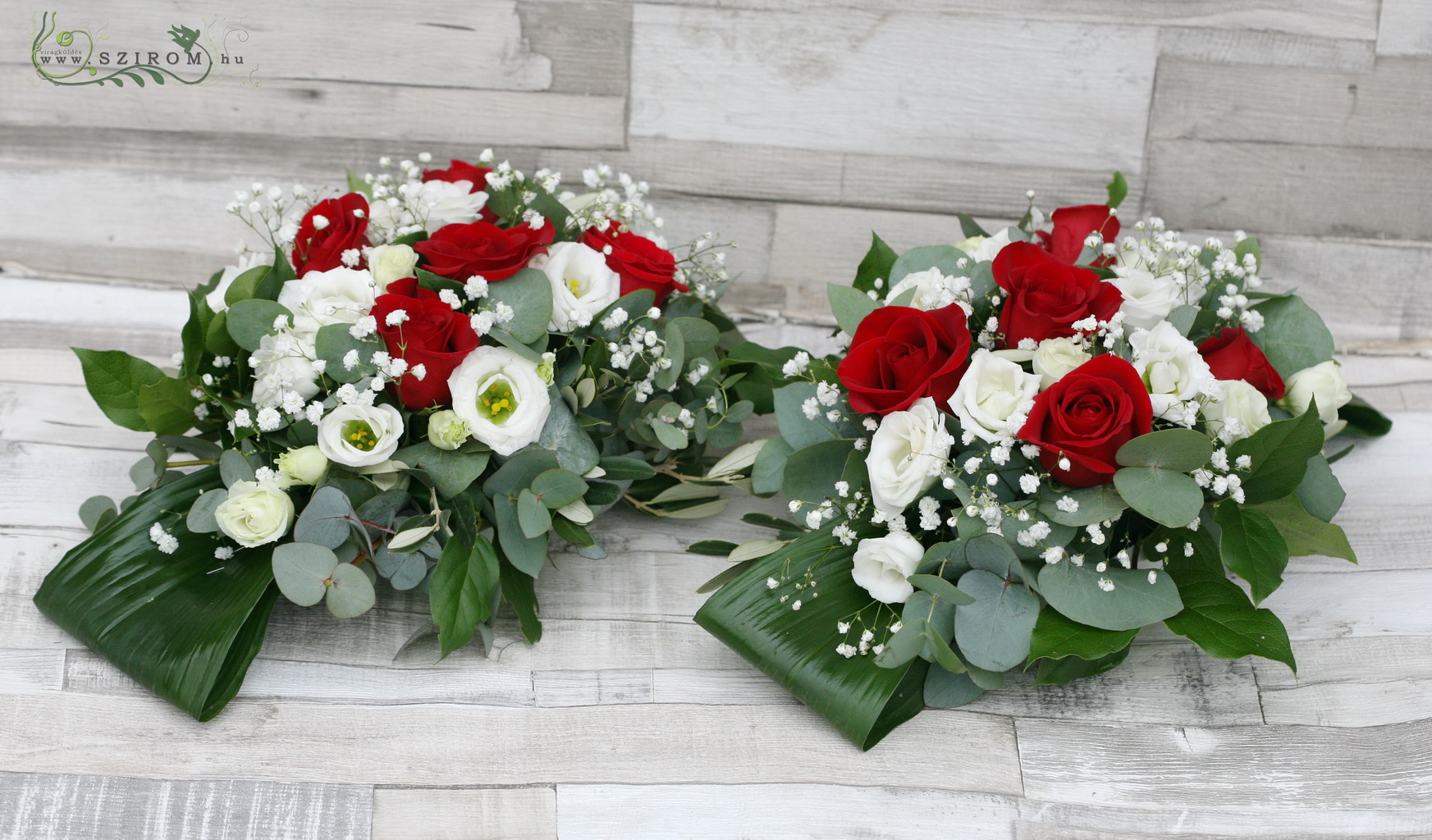Virágküldés Budapest - Asztaldísz hosszú asztalra 1 db (vörös rózsa, fehér liziantusz), esküvő