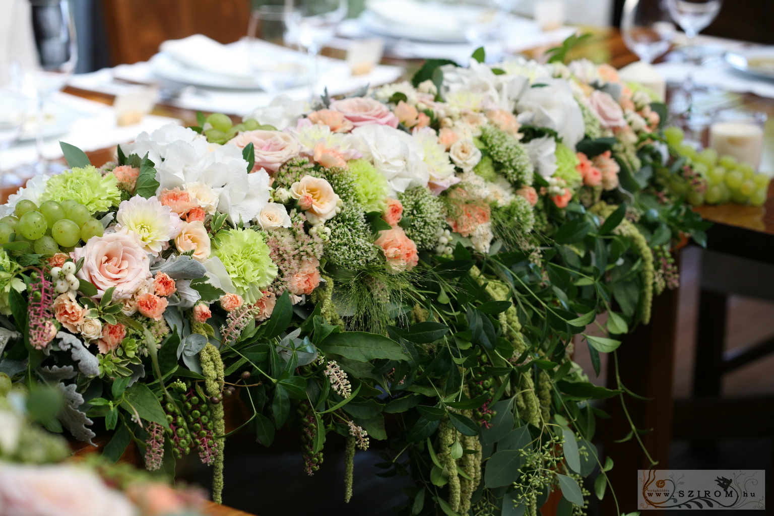 flower delivery Budapest - Main table centerpiece in vineyard, Haraszthy Vallejo Pincészet  Budapest (rose, hydrangea, carnation, wild flowers, grape, peach, white, green), wedding