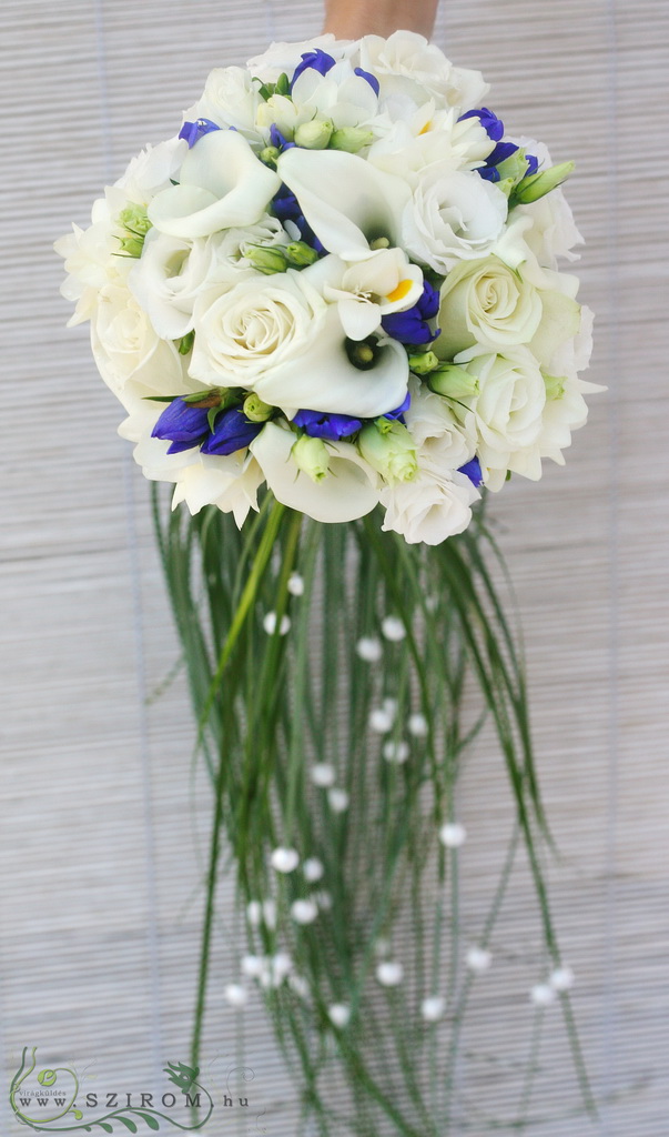 flower delivery Budapest - Bridal bouquet in blue white color, with bear grass tail