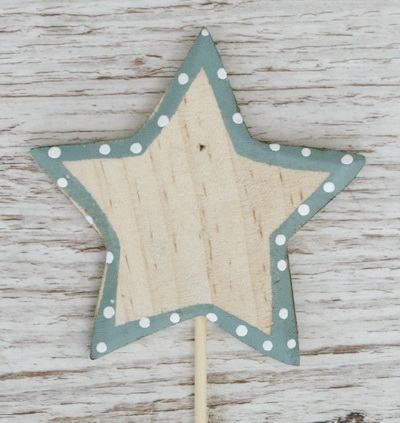 flower delivery Budapest - star figure in stick (9cm)