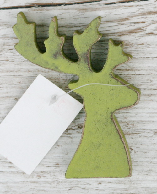 flower delivery Budapest - wooden green deer head (9cm)