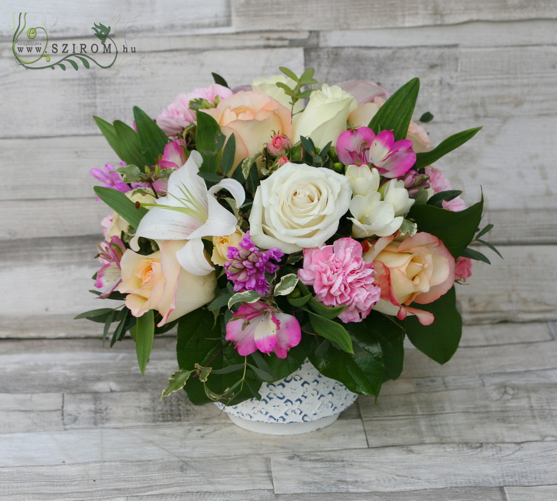 flower delivery Budapest - Flower arrangement in a pot (rose, lily, alstromelia, hyacinth, carnation, pink, peach), wedding