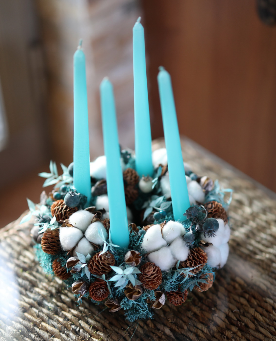 flower delivery Budapest - Advent wreath with cotton flowers, turquoise