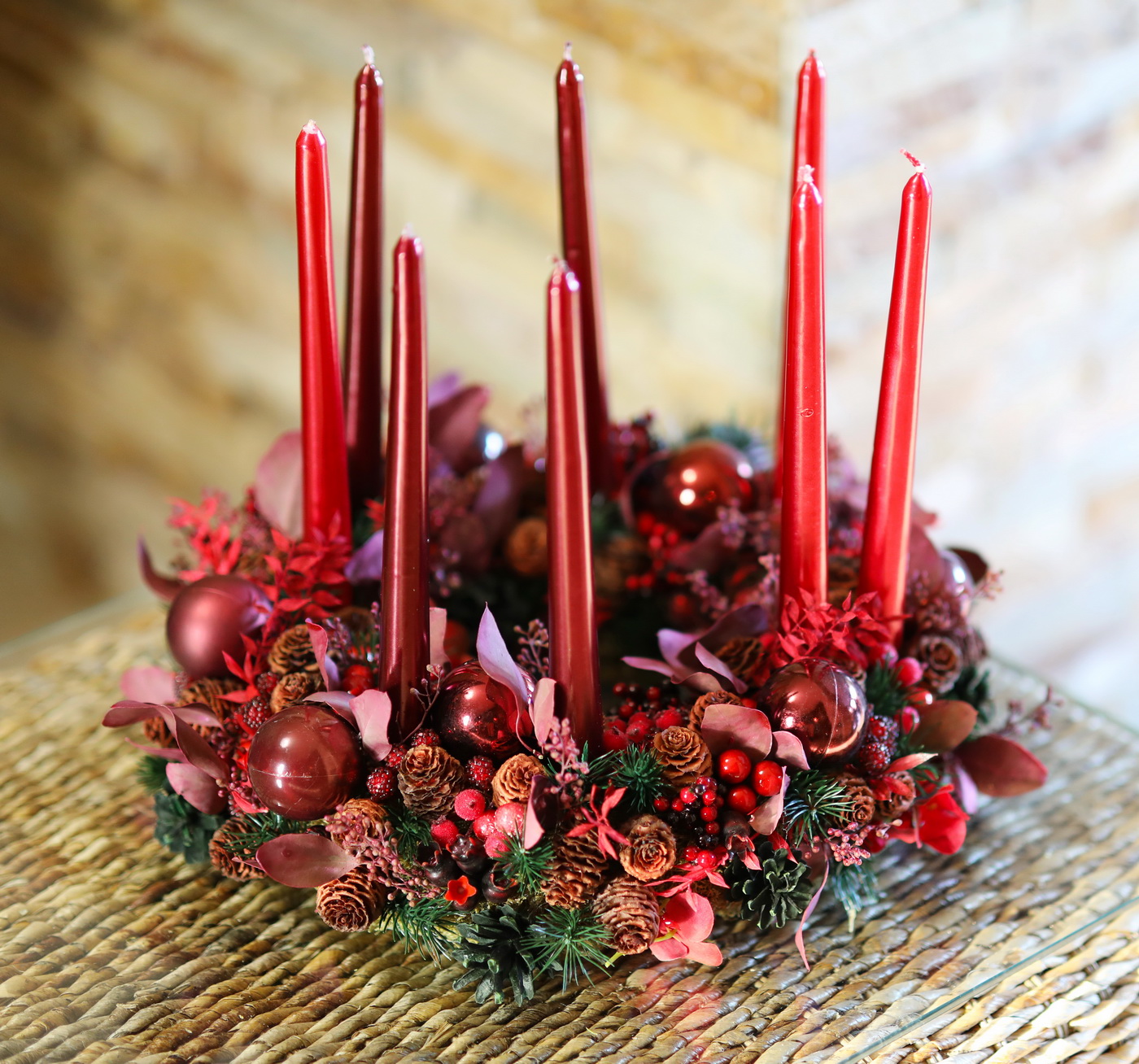 Virágküldés Budapest - Adventi koszorú nagy, vörös , bogyós