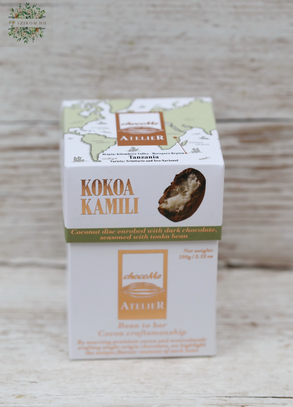 Virágküldés Budapest - ChocoMe Atelier Kokoa Kamili kakaóbabból készült étcsokoládéval bevont kókuszkorong tonkababbal fűszerezve 100g