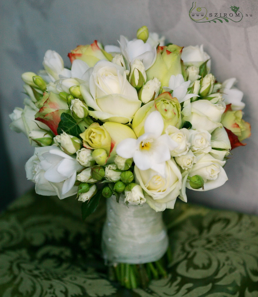 flower delivery Budapest - bridal bouquet (rose, spray rose, freesia, yellow, white, cream)