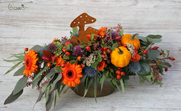 flower delivery Budapest - Autumn arrangement in boat shaped bowl with mushrooms